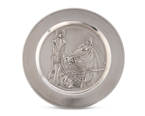 Thoroughbred Charger 12 1/2\ 12.5\ Length x 12.5\ Width
Pewter

Care: Hand wash in warm water, use mild, non-acidic soap. Rinse and let dry completely